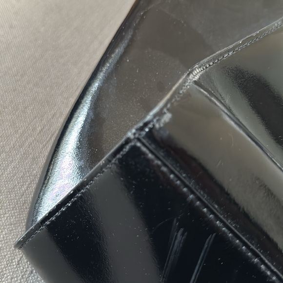 Calvin Klein black patent leather large tote purse excellent condition - Picture 11 of 11